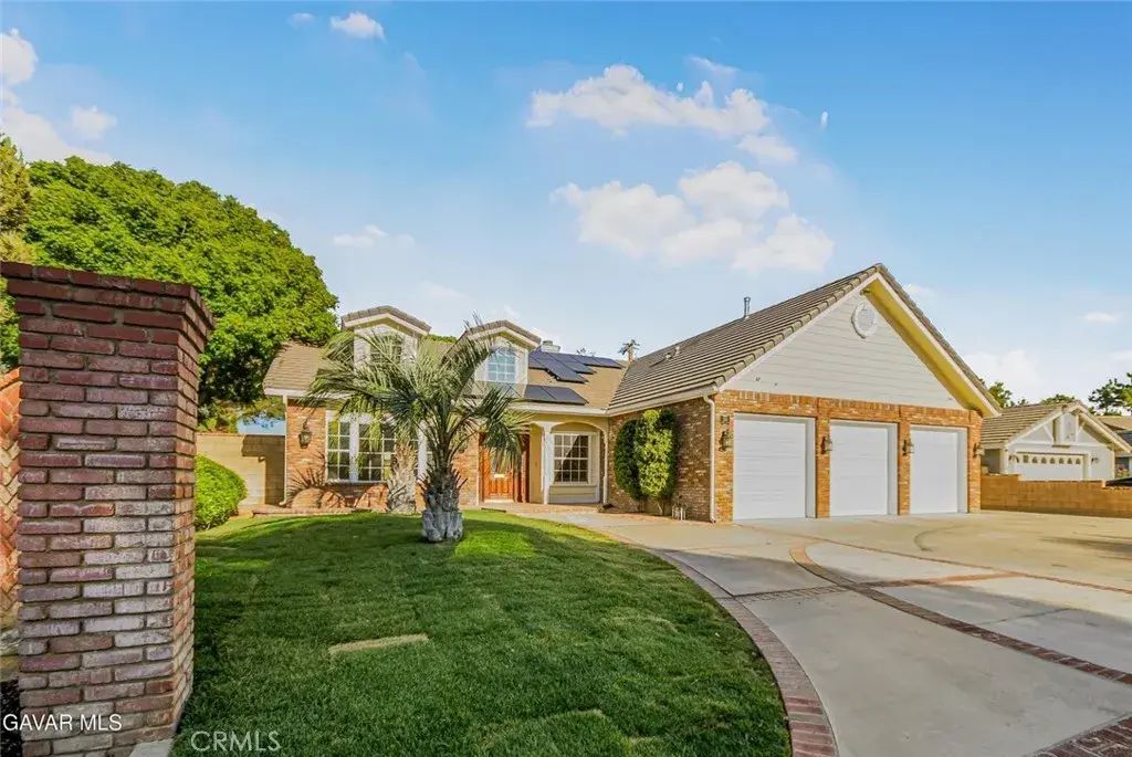 1310 Caren Court Court, Lancaster