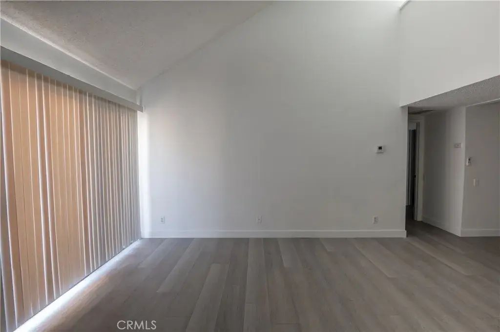 1500 W Edgehill 40, San Bernardino