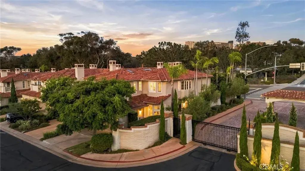 9703 Keeneland, La Jolla