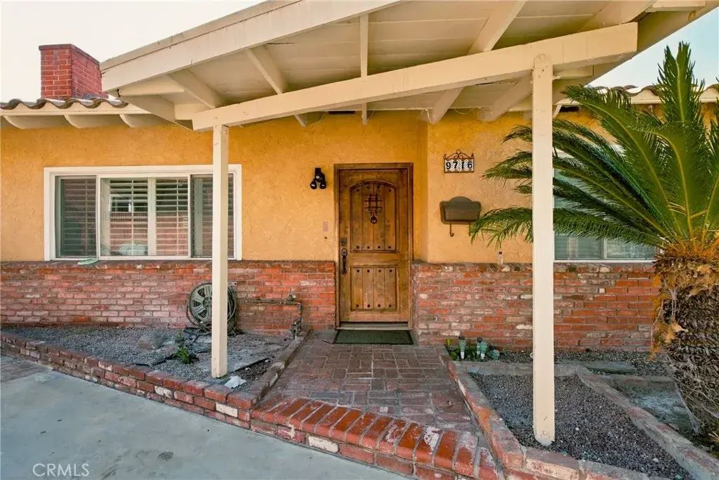 9716 Washington, Pico Rivera