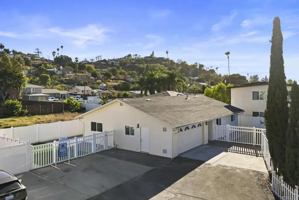 1199 E Washington Ave, El Cajon