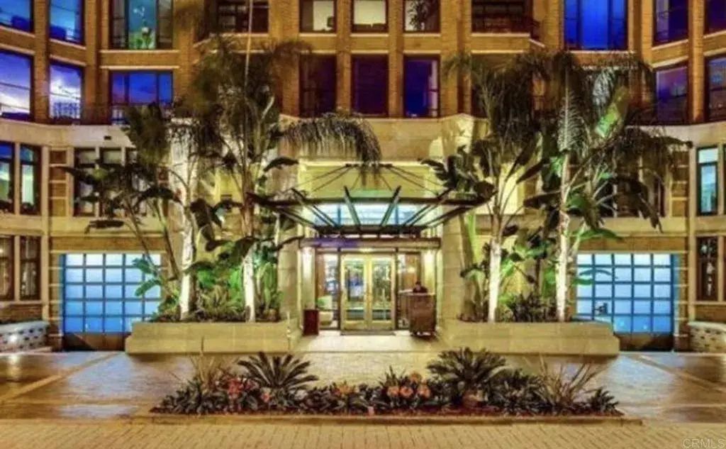 500 W Harbor Drive West 318, 