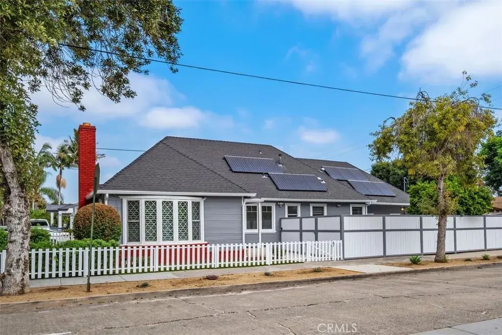 1345 S Parton, Santa Ana