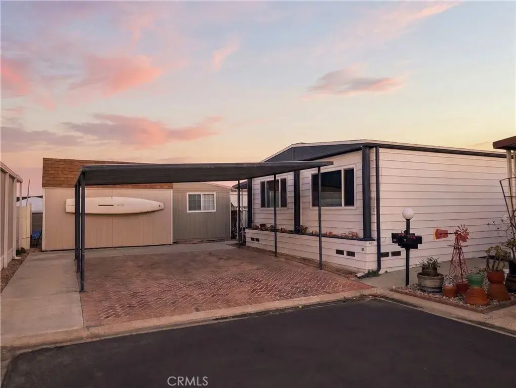 1065 Lomita 451, Harbor City