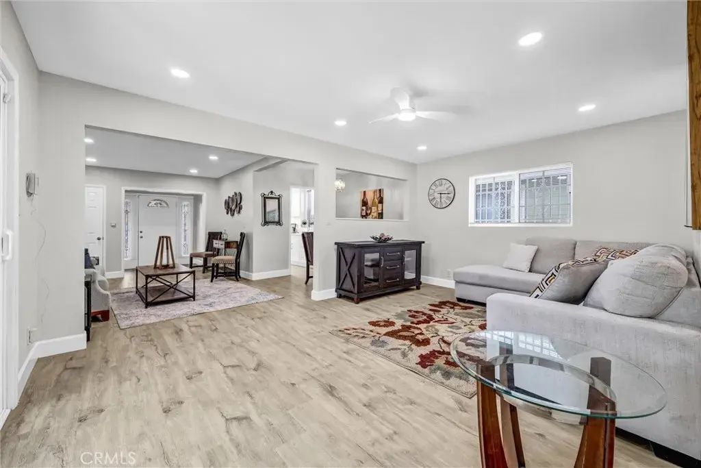 1661 E 126th, Compton