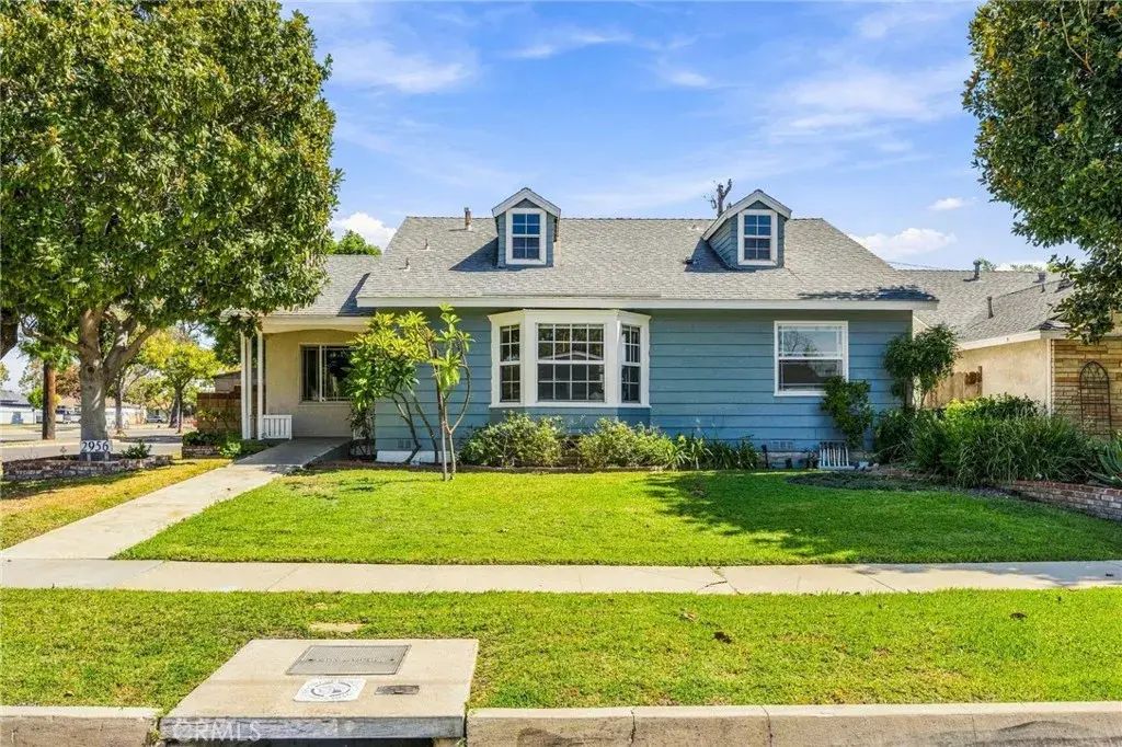 2956 Ladoga Avenue, Long Beach