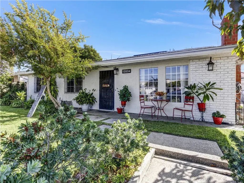 12834 Salisbury, Baldwin Park