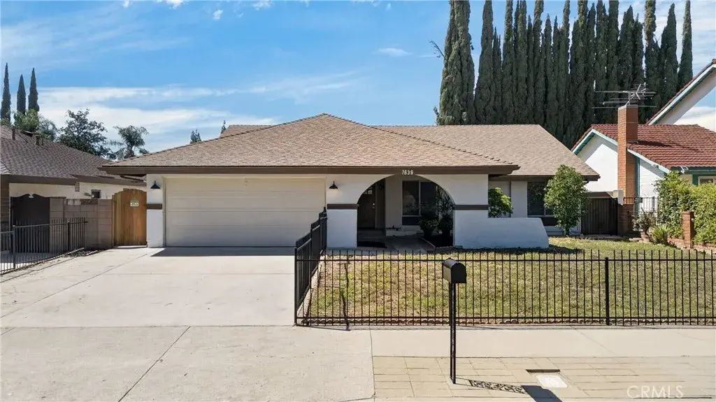 7639 Faust, West Hills