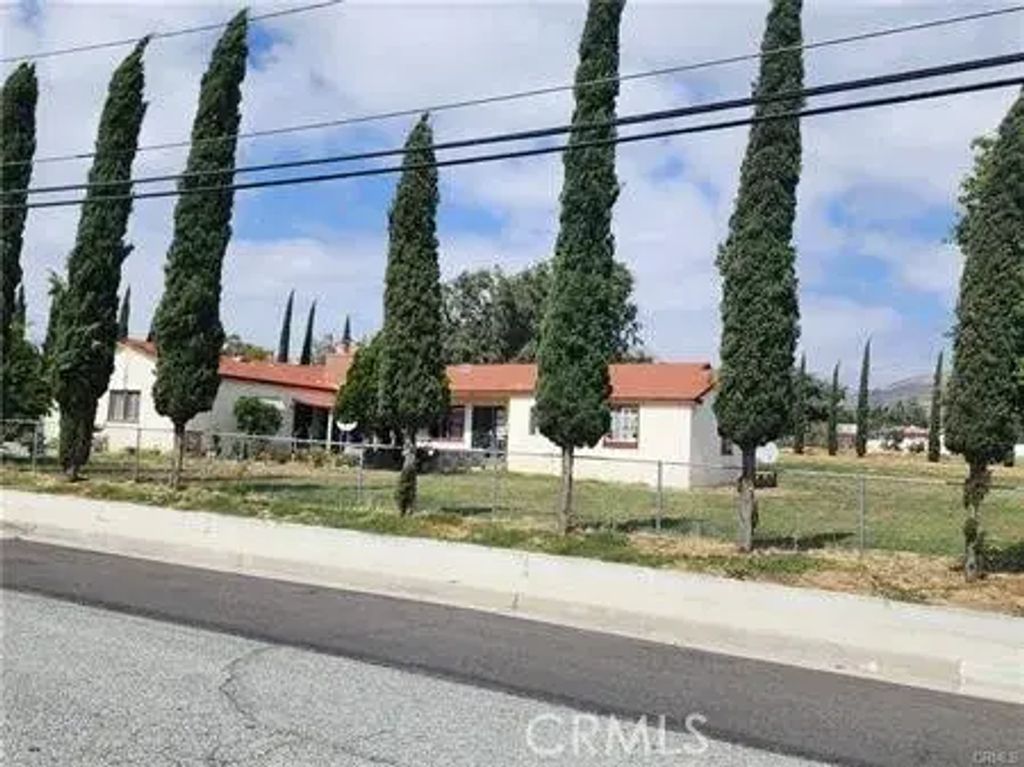 725 E Williams, Banning