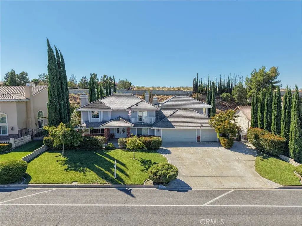 13610 Hidden Valley, Victorville