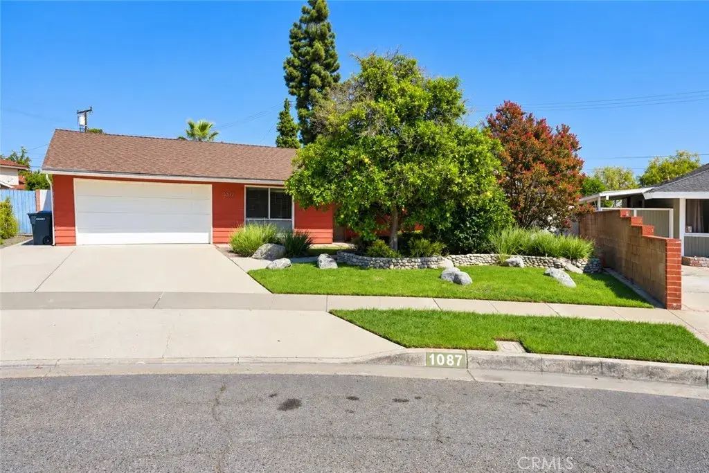 1087 N Greengrove, Orange