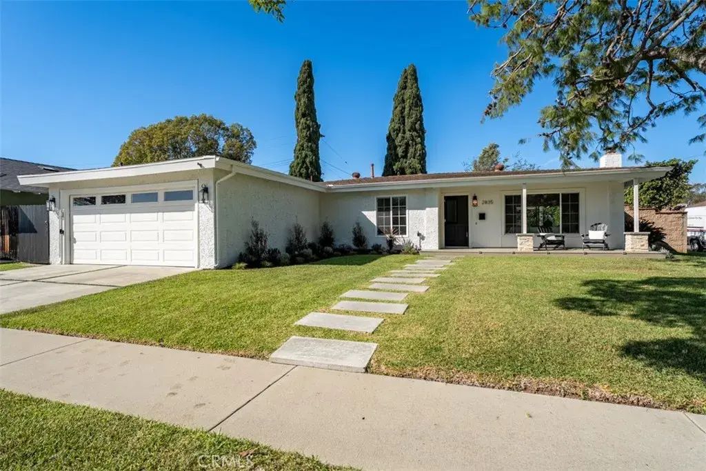 2835 Portola, Costa Mesa