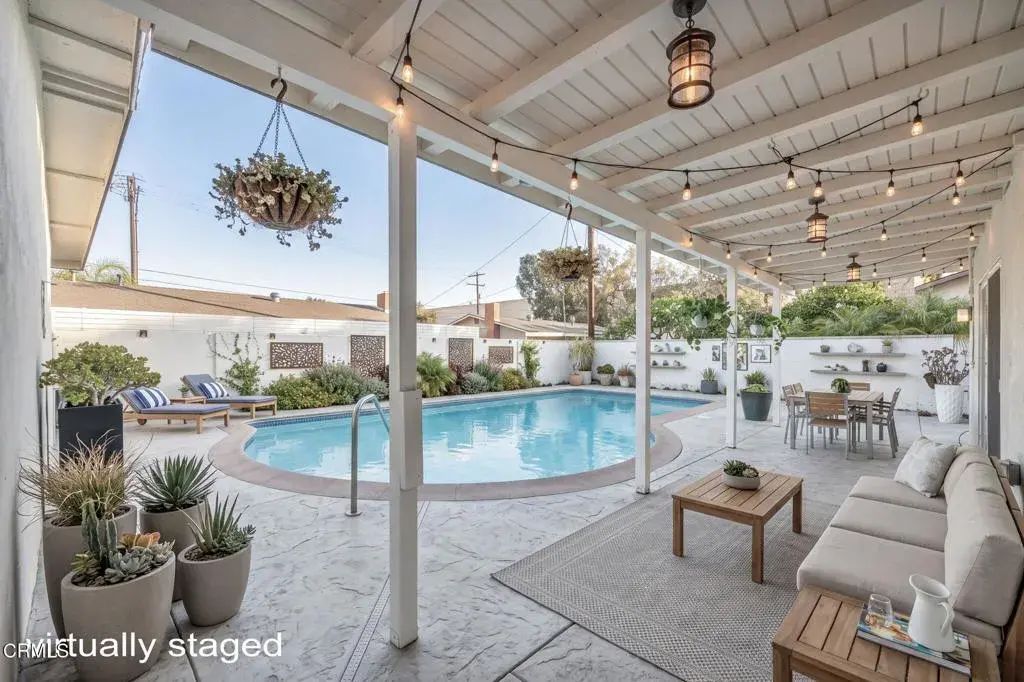 1313 N Crestlane Place, Anaheim