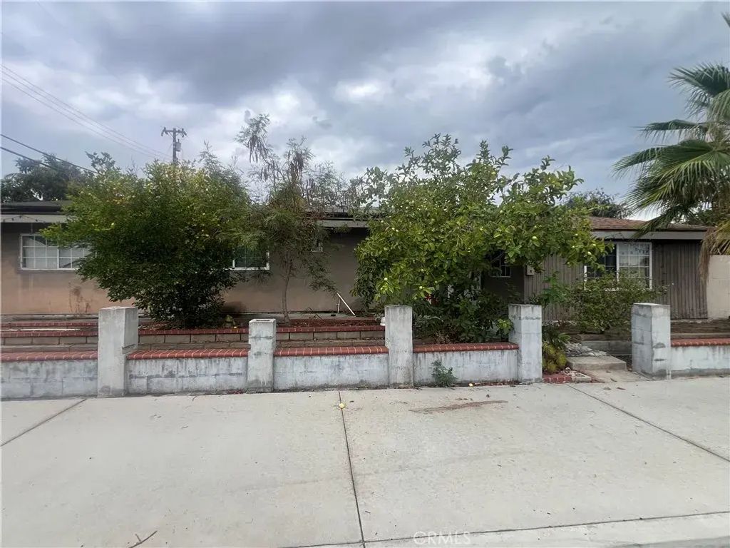 10542 Gilbert, Anaheim