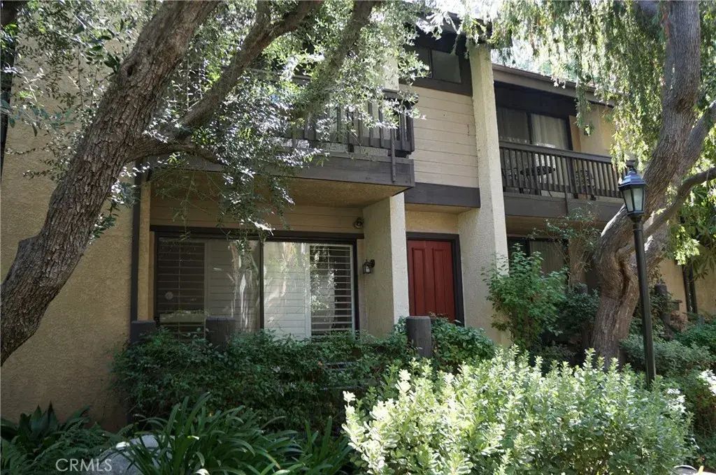 21820 Marylee Street 236, Woodland Hills