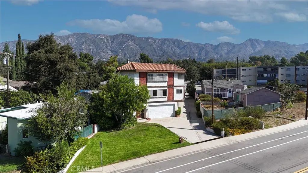 3206 Montrose Avenue 4, La Crescenta