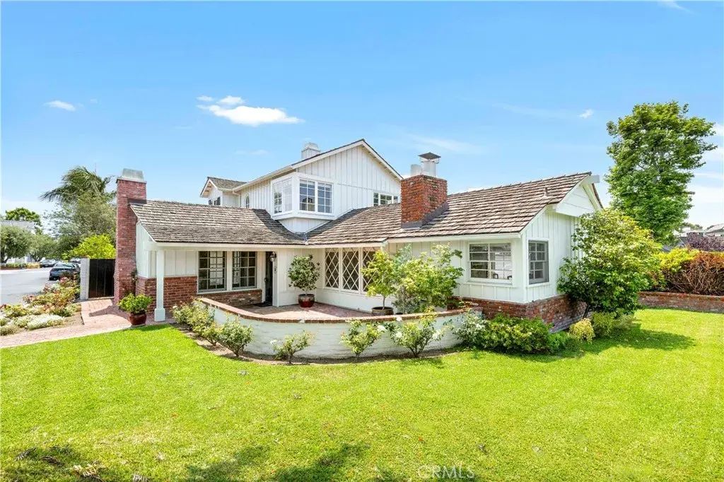 2562 Vista Drive, Newport Beach