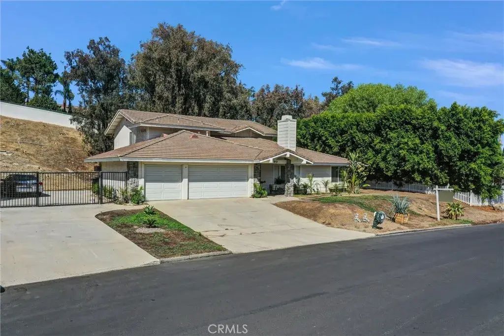 1790 Laurel Canyon Way, Corona