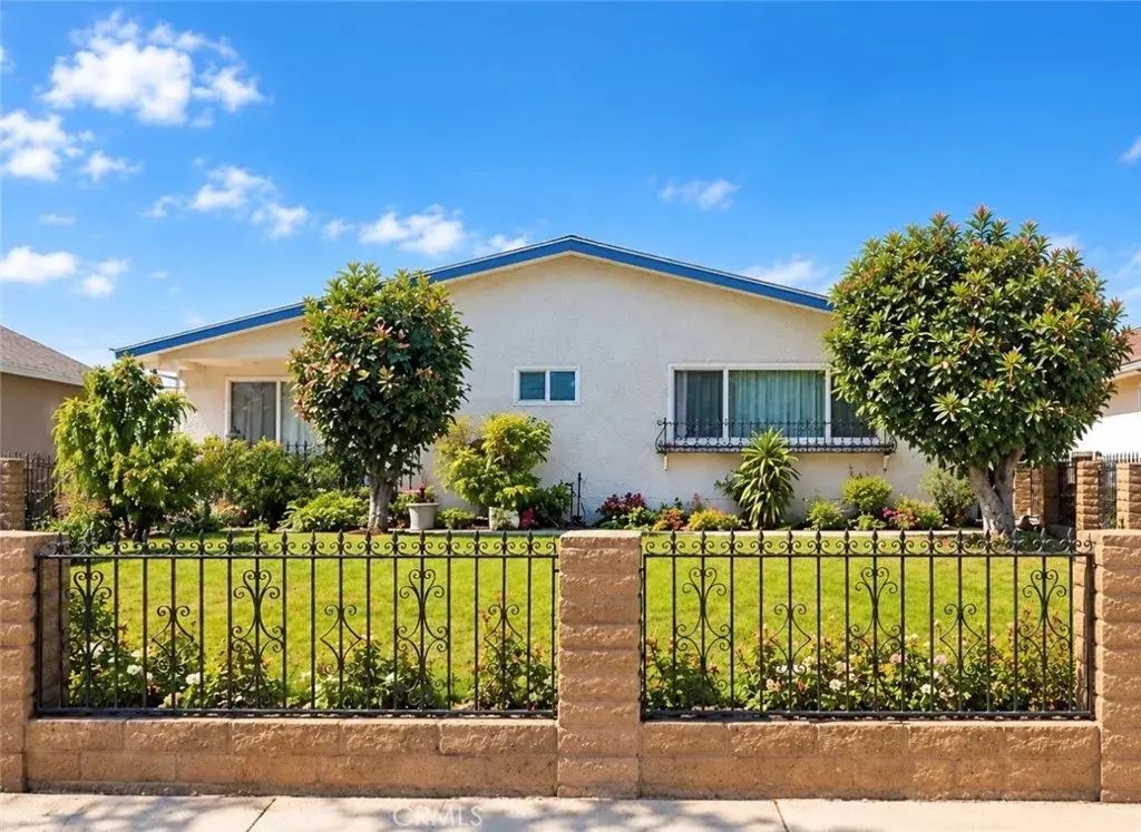 1127 S Almansor Street, Alhambra