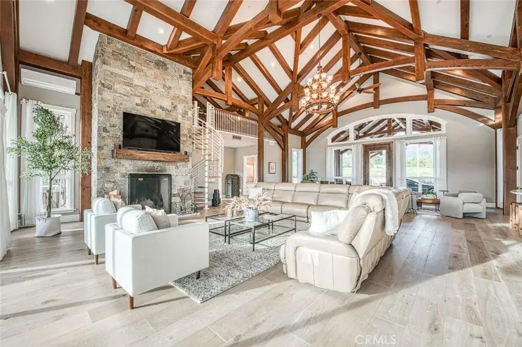 31825 Auberry Road, Auberry