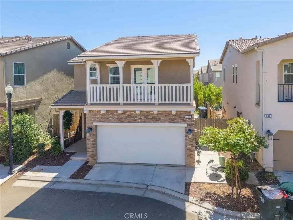 876 Winchell West, Madera