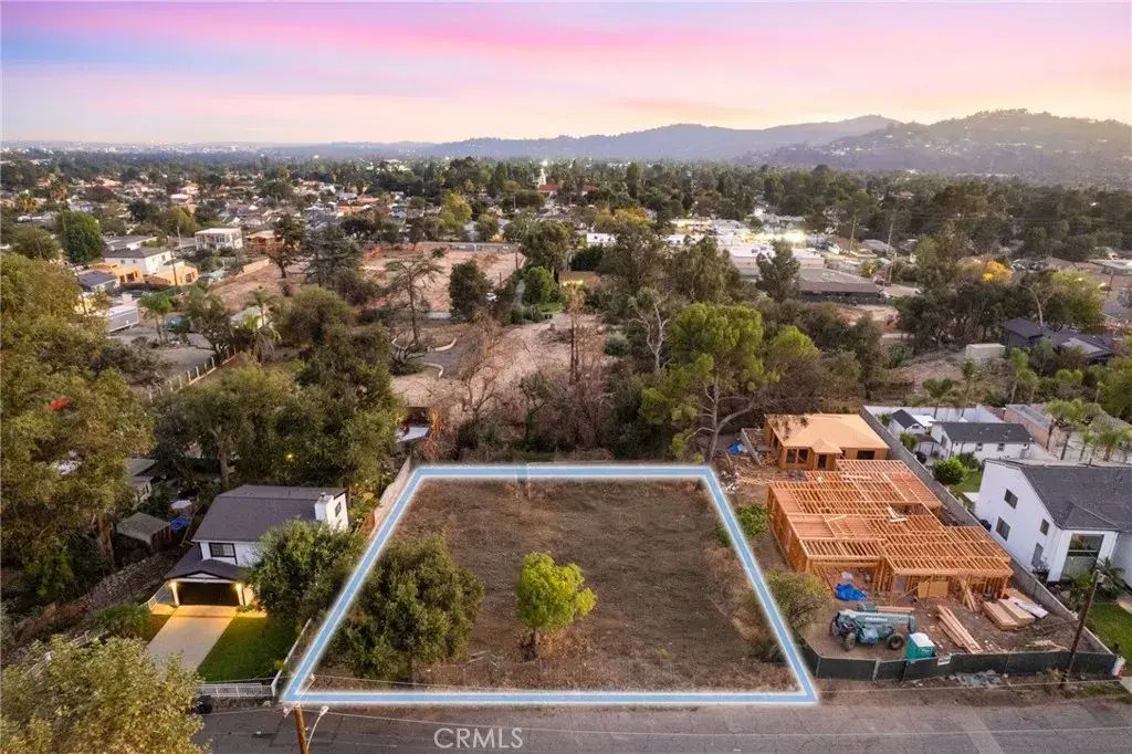 566 W Palm, Altadena