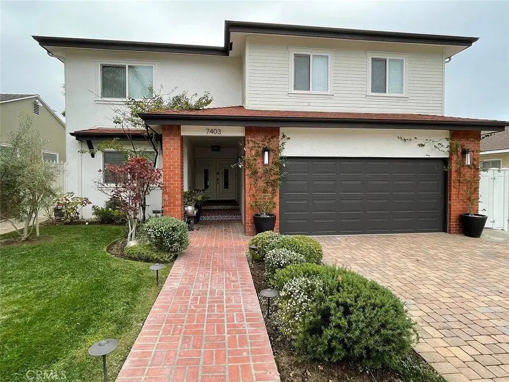 7403 Alverstone, Los Angeles