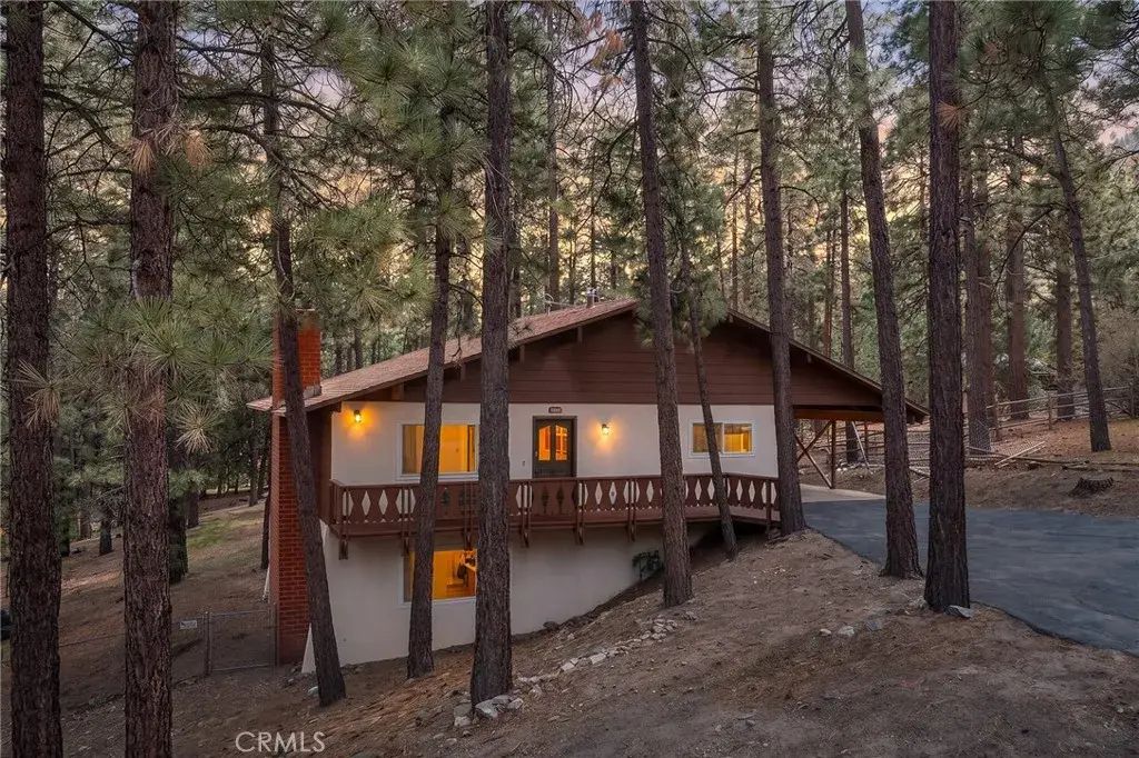 5809 Pine Street, Wrightwood