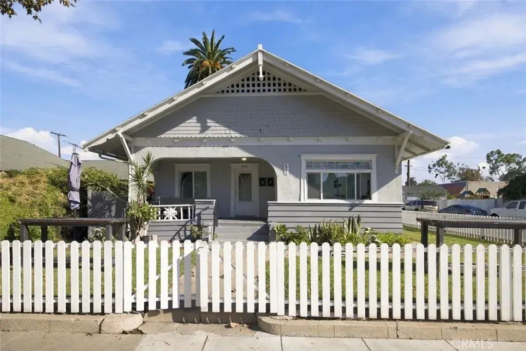 421 E Walnut, Santa Ana