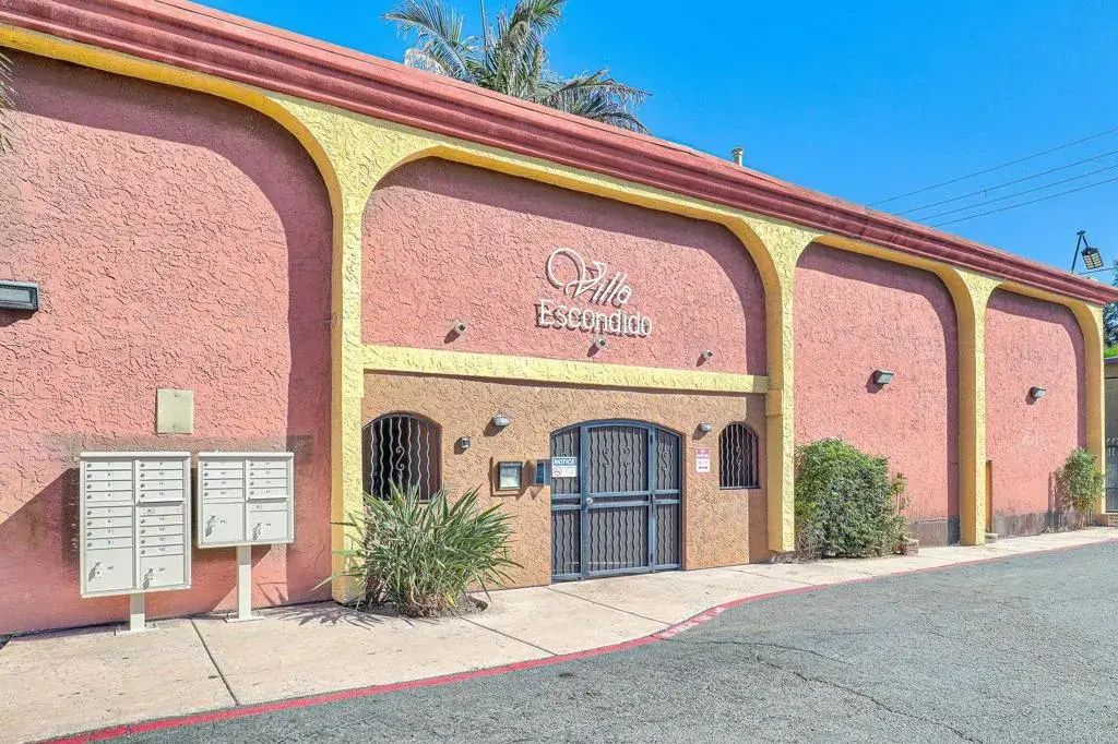 3215 44th Street 11, 