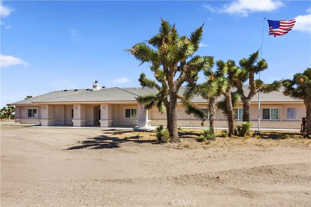 7626 Muscatel, Phelan