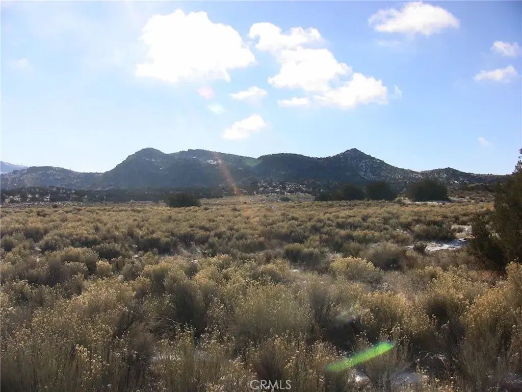 Burns Way, Tehachapi