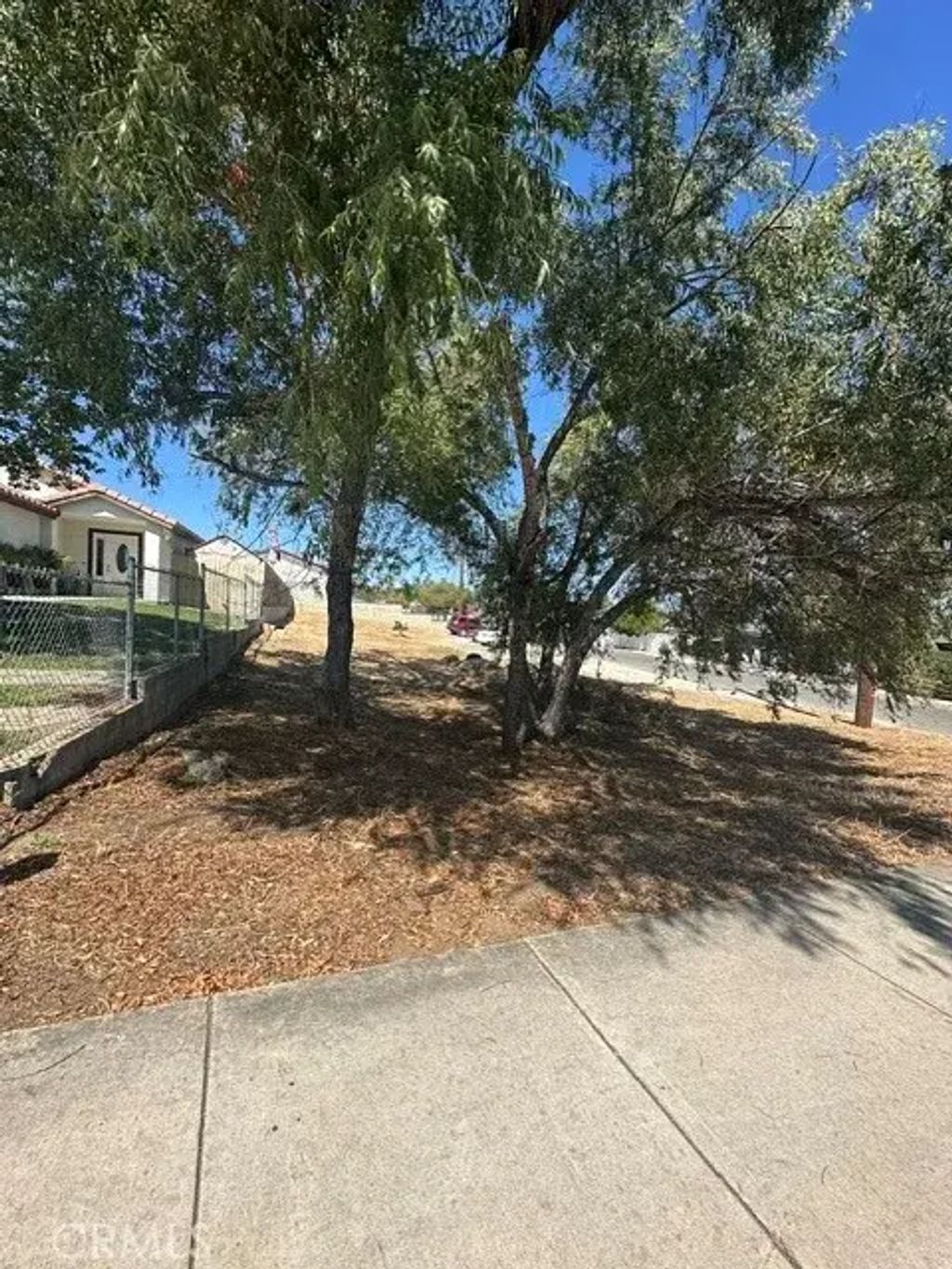 Navajo Rd & Mohawk, Perris