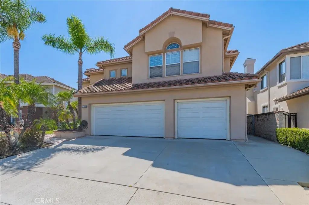 22661 White Oaks, Mission Viejo