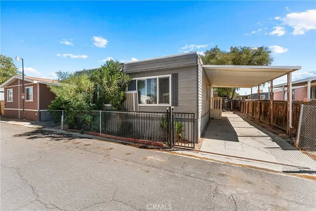 3300 15th West 368, Rosamond