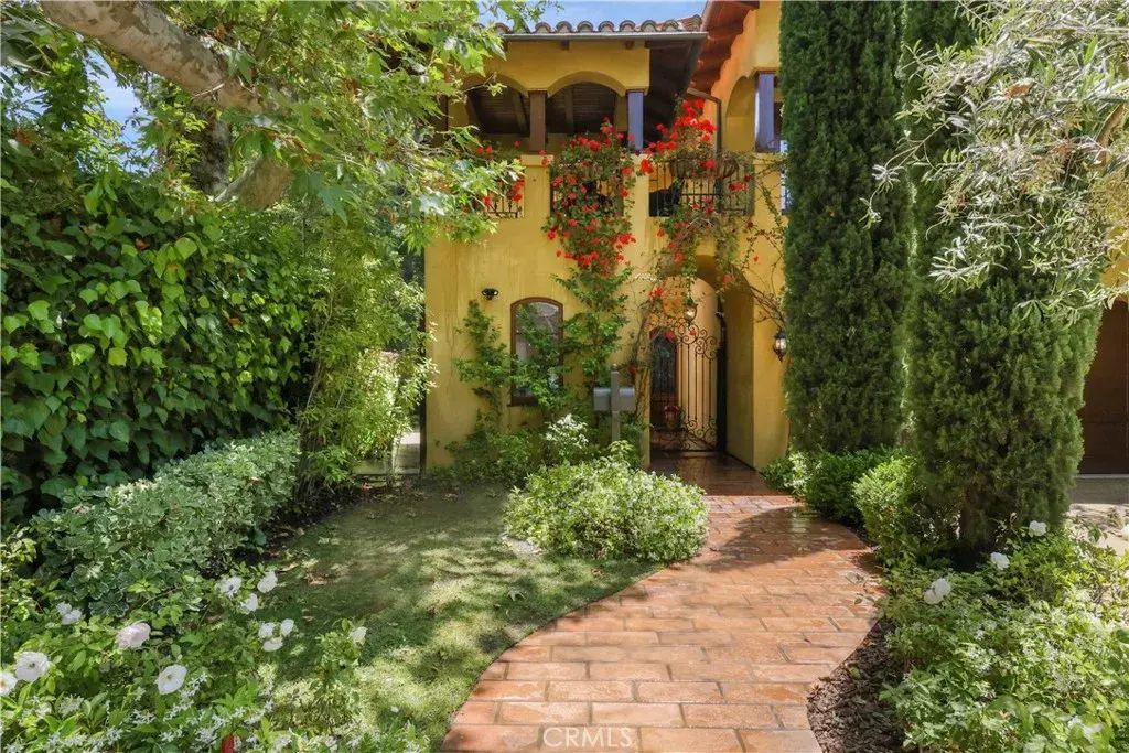 12226 Paisley Lane, Los Angeles