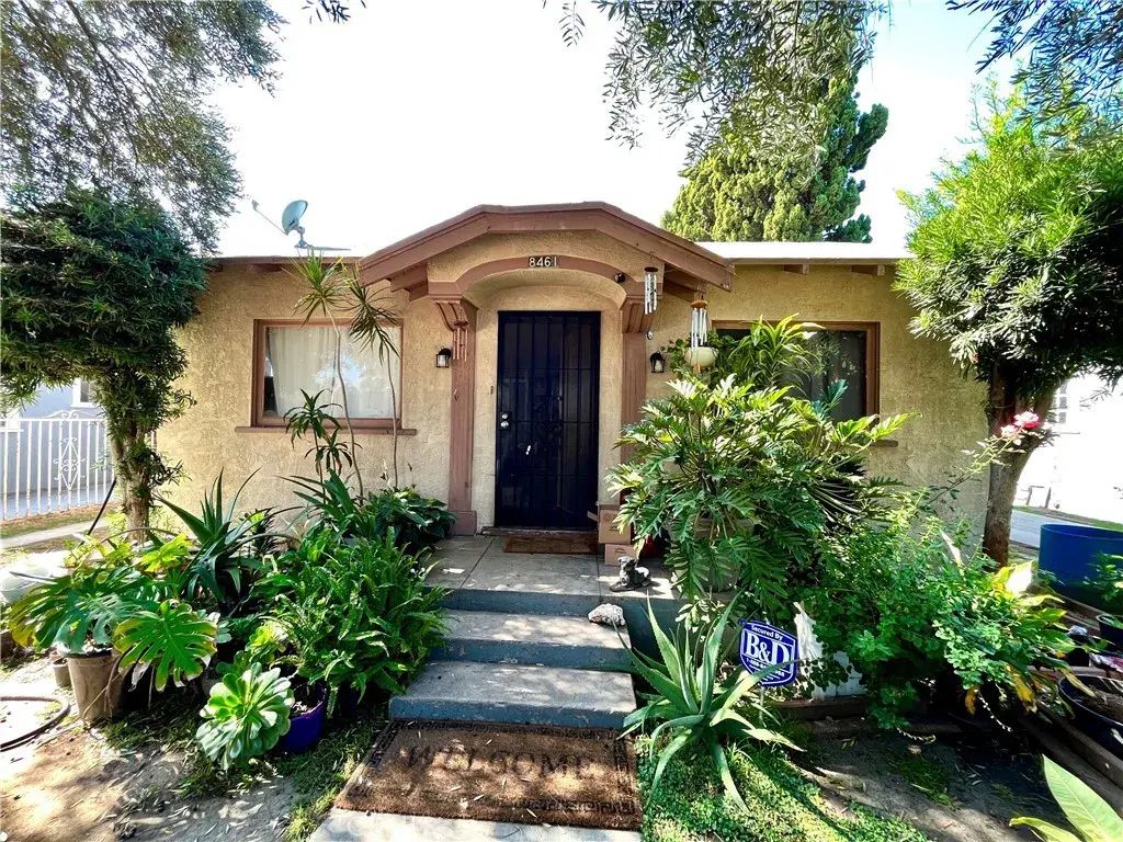 8461 Garden View Avenue, South Gate