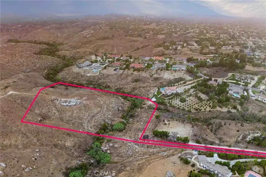 6743 Canyon Hill, Riverside