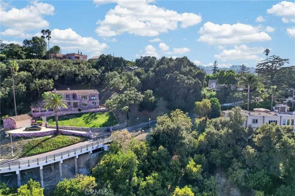 4036 Sunswept, Studio City