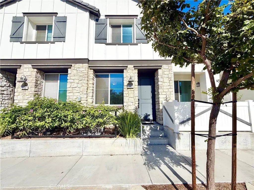 41974 Emelia Street 202, Murrieta