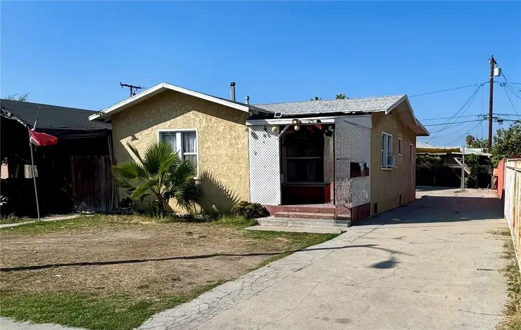 5067 E 60th, Maywood