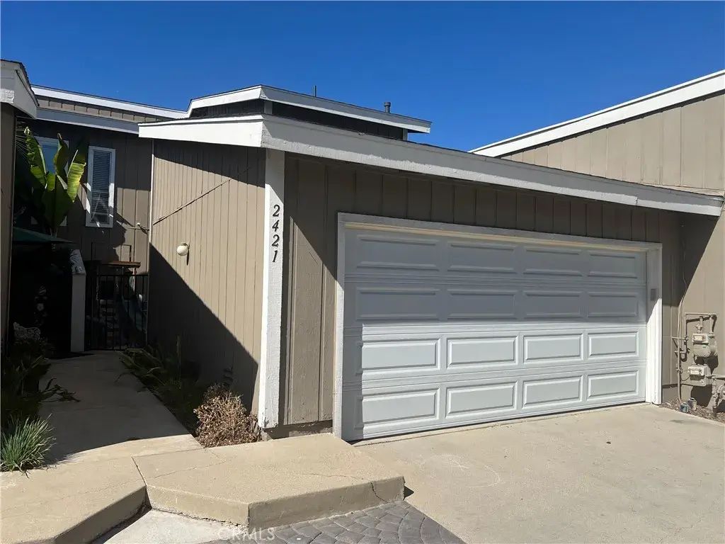2421 S Reservoir, Pomona