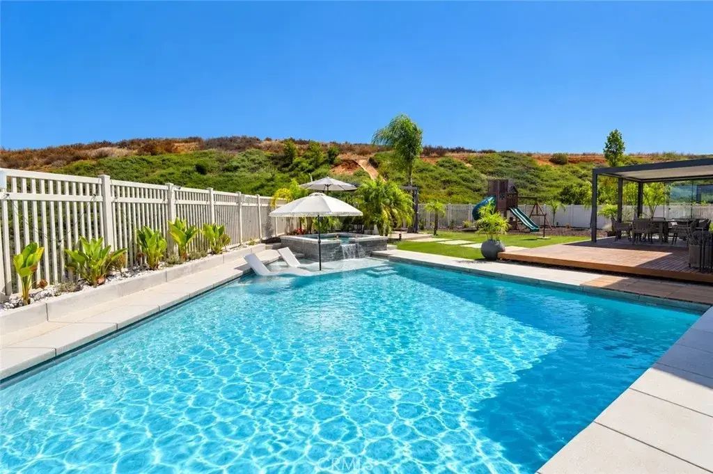 31245 Ivy Hill Court, Murrieta
