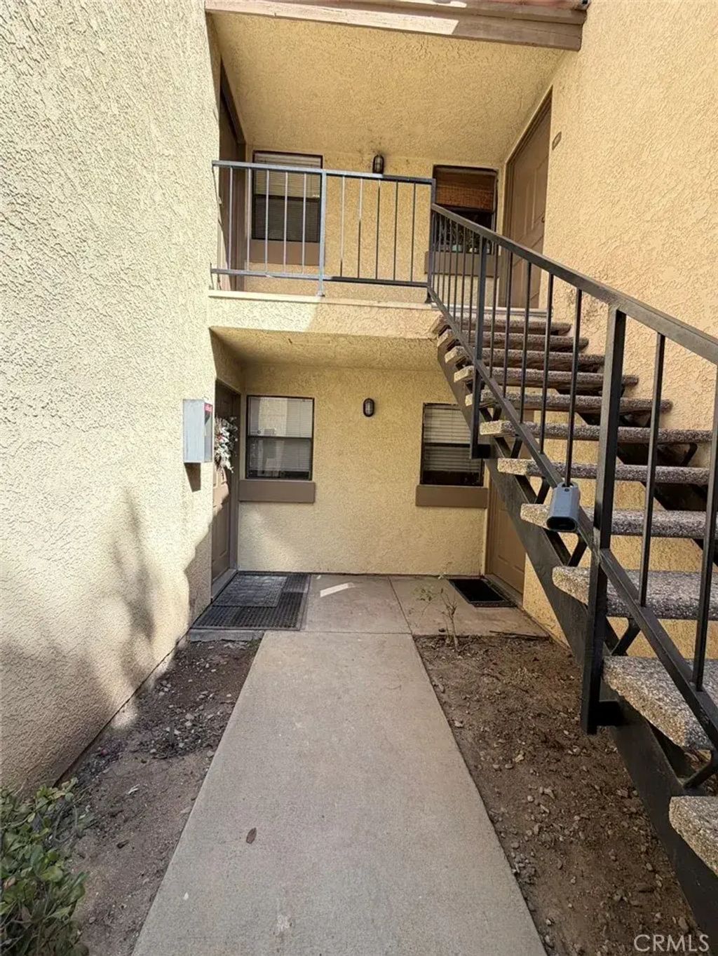 1144 W Blaine 102, Riverside