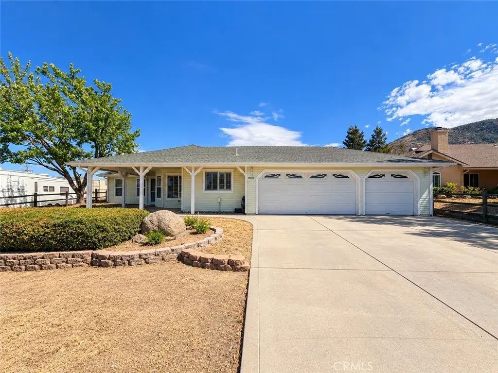 18220 Bowie, Tehachapi