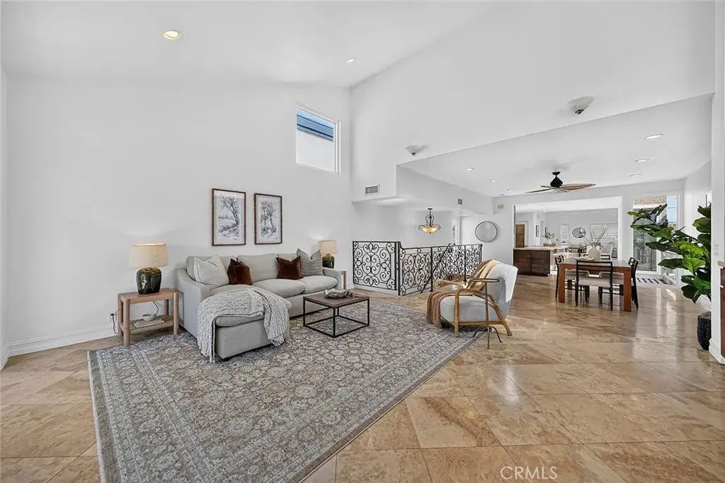 154 12th, Seal Beach