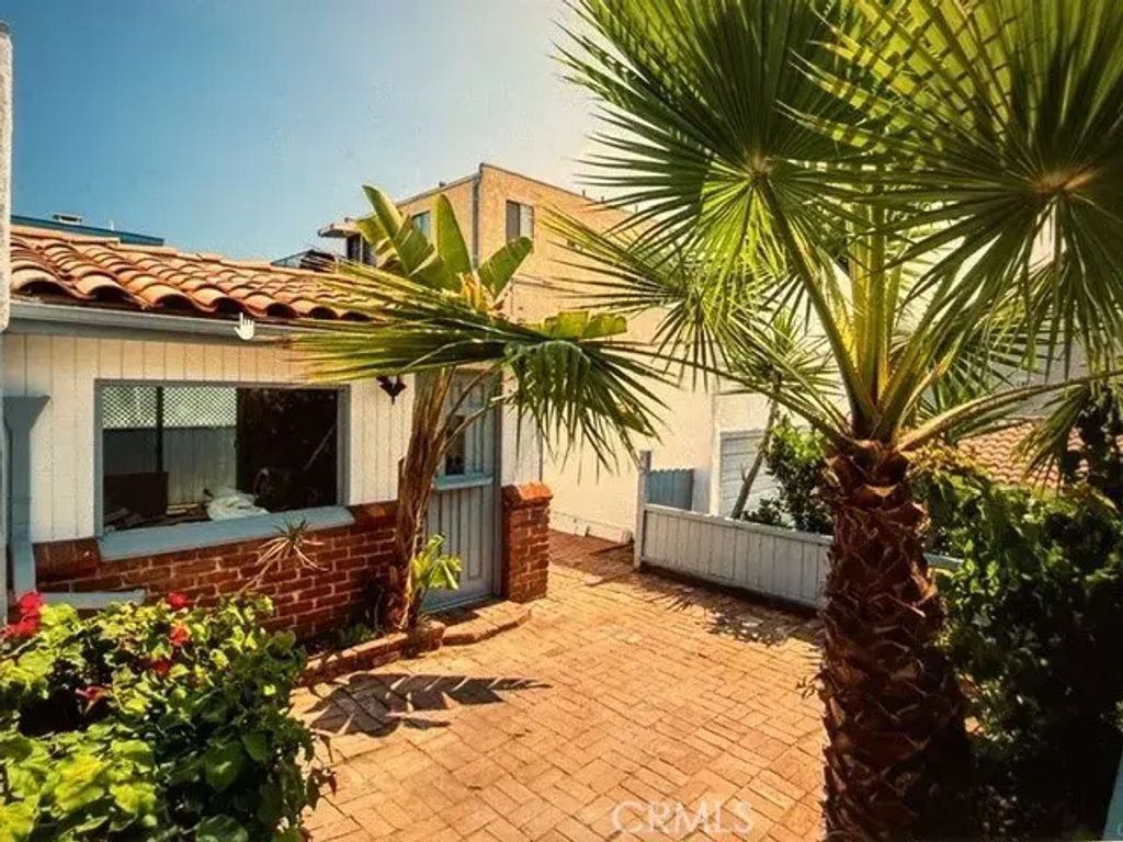 308 40th E, Manhattan Beach