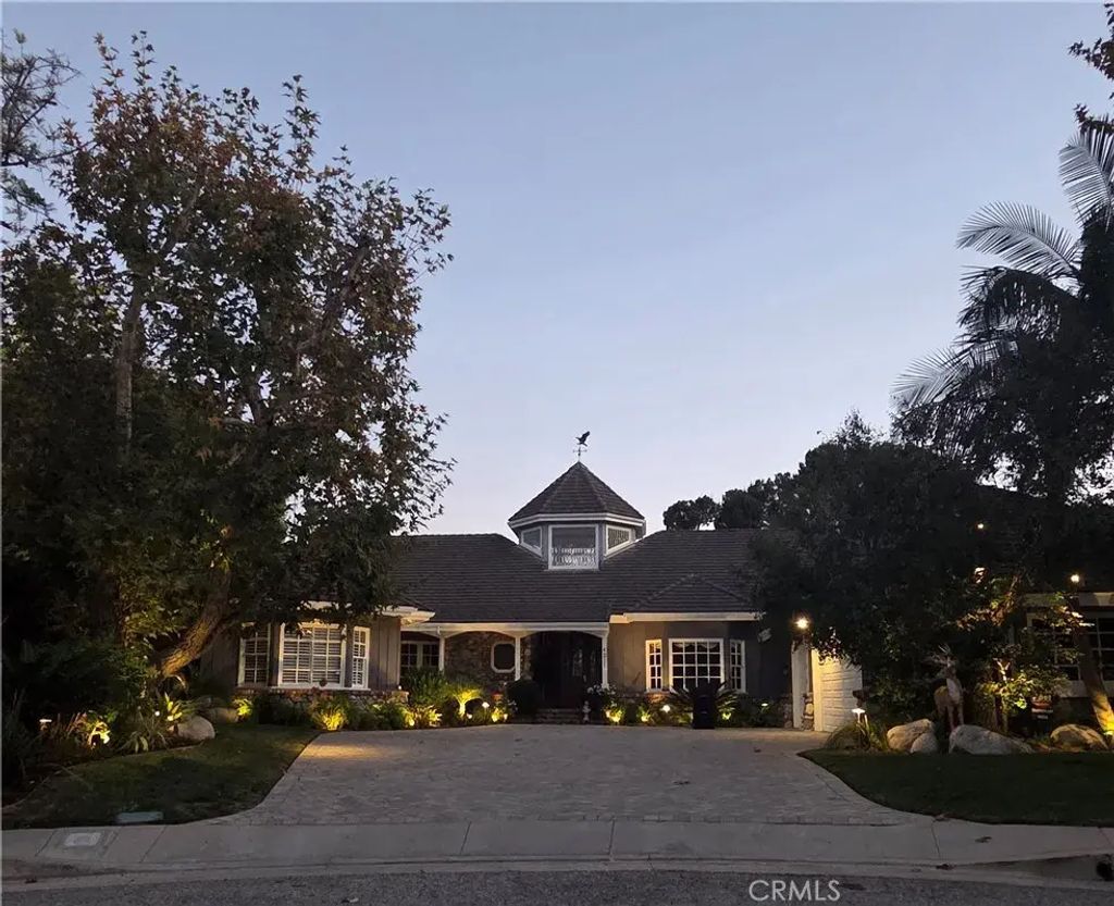 4211 Tarzana Estates Drive, Tarzana
