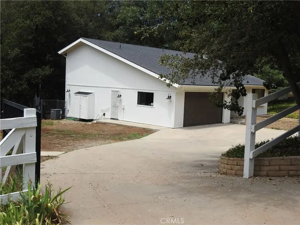 5041 Pine Ridge Avenue, Julian