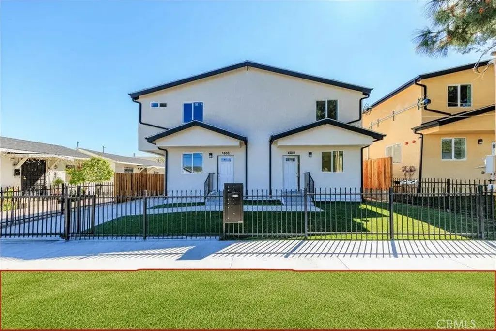 1642 Murchison Street, Los Angeles